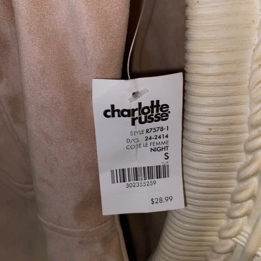 CHARLOTTE RUSSE ✰✰✰ - Picture 2 of 2